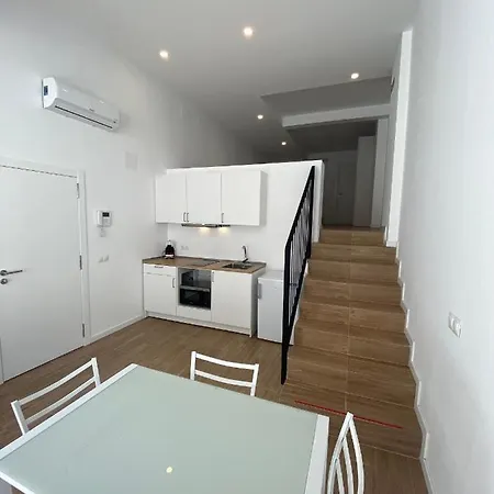 Travel Habitat Ave Sorolla Suites Apartment *