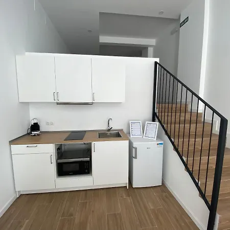 Travel Habitat Ave Sorolla Suites Apartment *